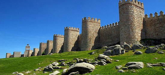 Les remparts dAvila Espagne.jpg Les remparts dAvila Espagne.jpg